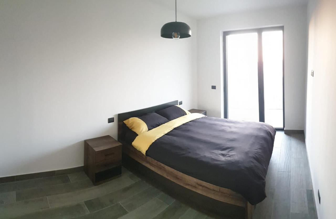 Yellow Uptown 70 - Fiera Milano Pero Zewnętrze zdjęcie